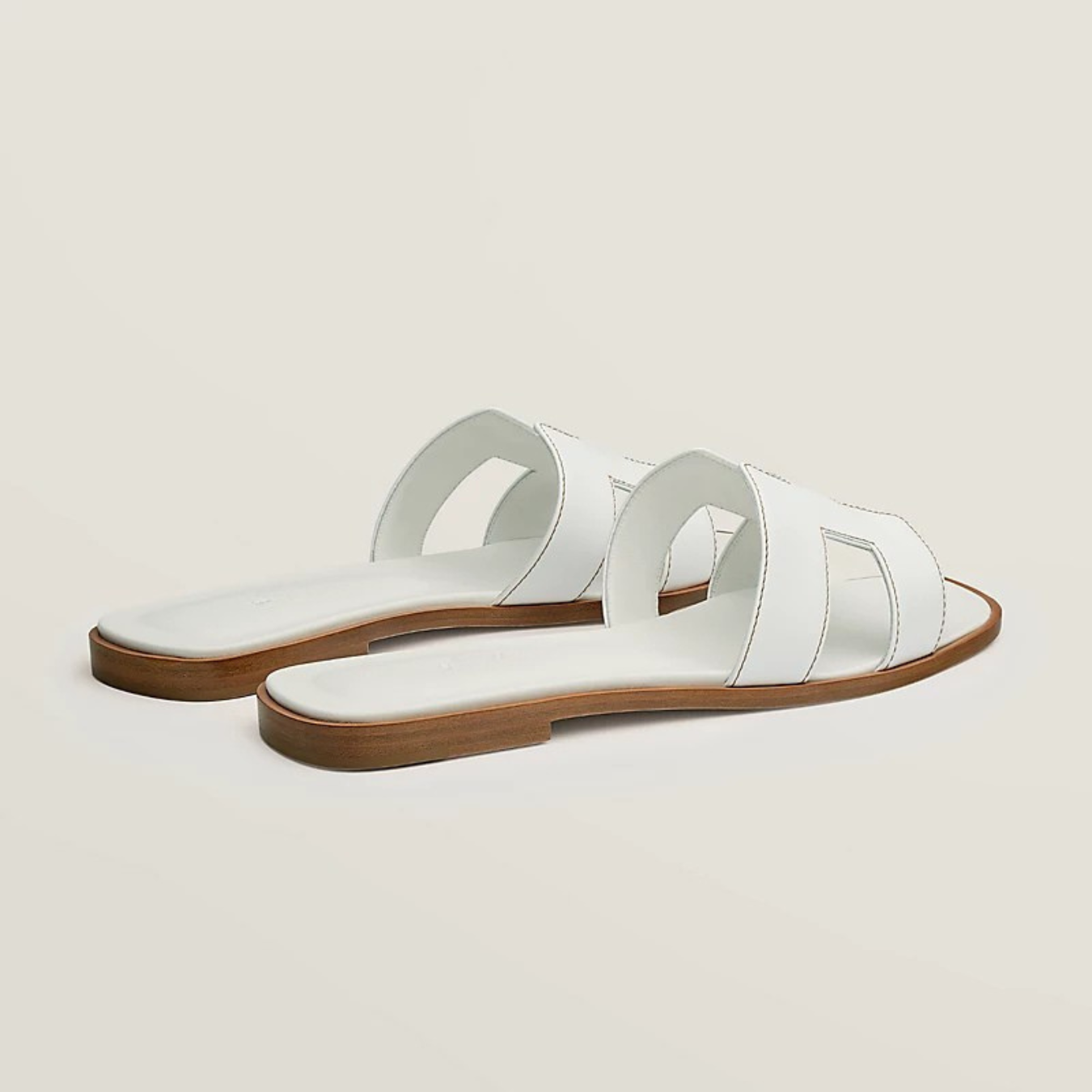 Julia's | Fashionable Luxury Sandals