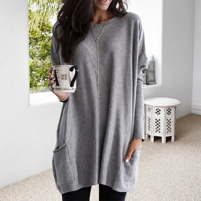 Julia's | Relaxed Pocket Tunic with Elegant Tummy Coverage