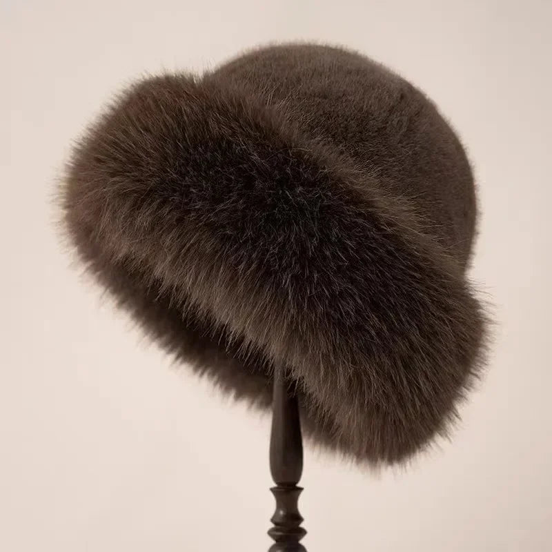 Julia's | Timeless Elegant Hat